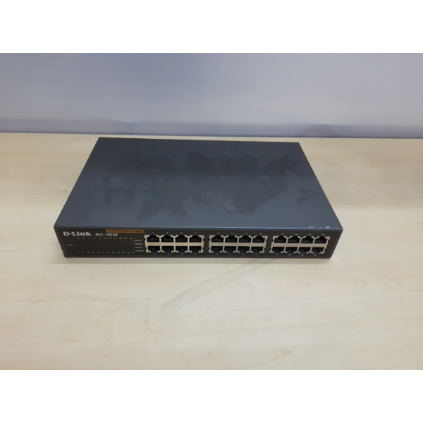 D-Link DES-1024D Switch , 24 Ports [NETT]